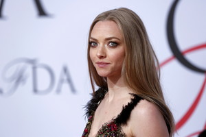 Neseniai susituokusi Amanda Seyfried tapo mama