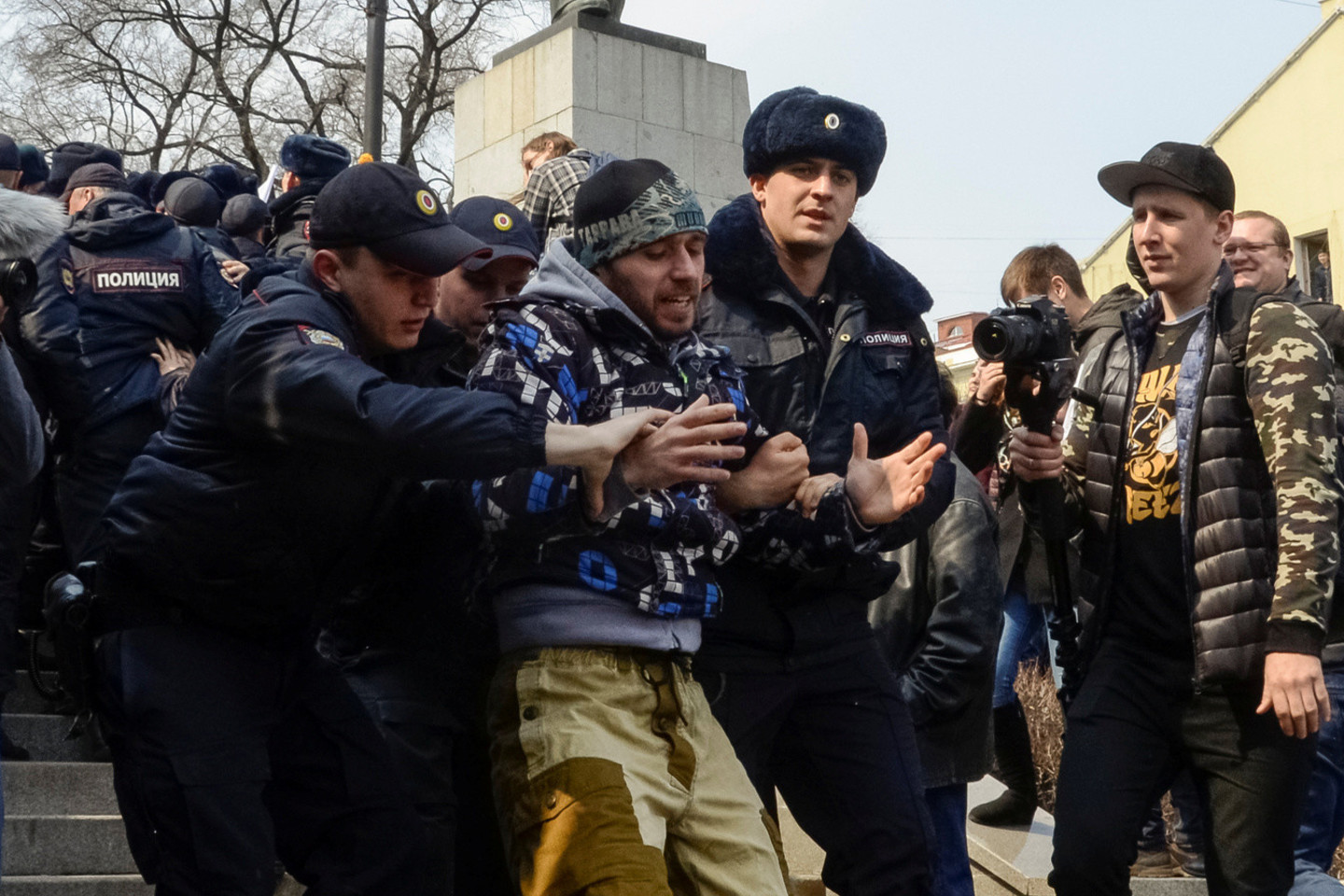Rusai protestuoja prieš valdžios korupciją.<br>„Reuters“/“Scanpix“ nuotr.