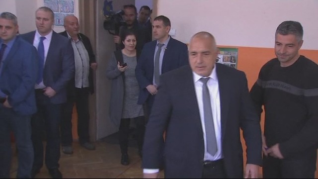 Bulgarai pirmalaikiuose parlamento rinkimuose išsirinko provakarietišką partiją