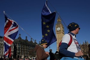 Sparčiai kilusį perlaidų iš JK į Lietuvą srautą pakirto „Brexit“