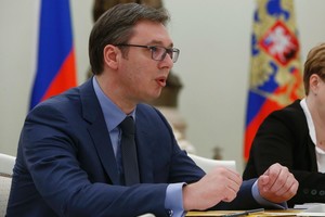 Europietišku keliu einanti Serbija mėgins pagerinti santykius su Maskva