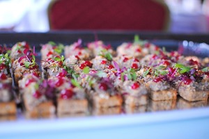 Geriausi Lietuvos šefai valstybės 100-mečio proga pristato regionų patiekalus