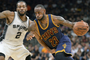 NBA: stebėtojas Domantas Sabonis ir skaudi LeBrono Jameso trauma