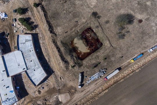 Netoli Santariškių išpilti chemikalai išgąsdino gyventojus: paaiškėjo, ar jau galima atverti langus