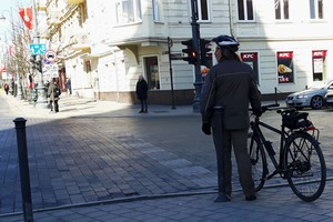Sušilus orams ruošiatės griebti dviratį? Nepamirškite šių taisyklių