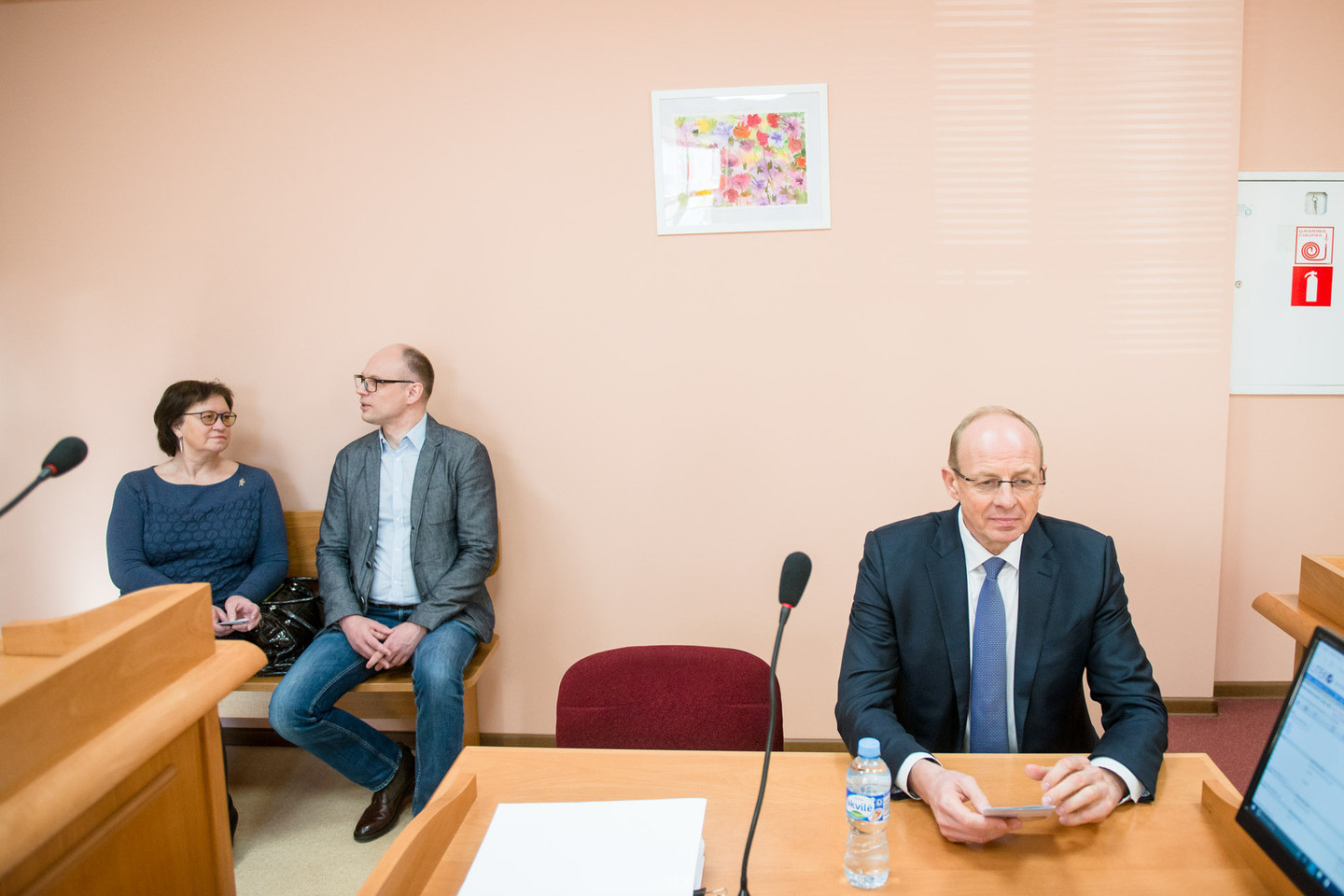 Dėl Jono Miliaus atleidimo buvę ministrai aiškinasi teisme<br>J.Stacevičiaus nuotr.