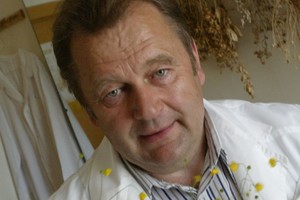 Atskleidė visą tiesą apie žolę, gydančią nuo vėžio