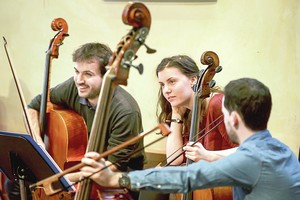 Britų ir Europos skyrybos privertė lagaminus krautis net orkestrą