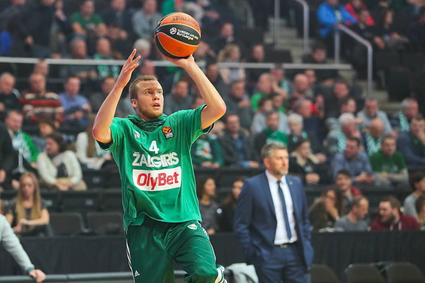 Lukas Lekavičius ir vėl buvo vienu pastebimiausiu Lietuvos krepšininkų Eurolygoje.