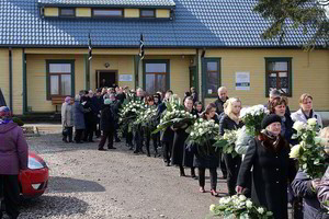 Palaidojus šeimą – vieša likusio gyvo sūnaus padėka