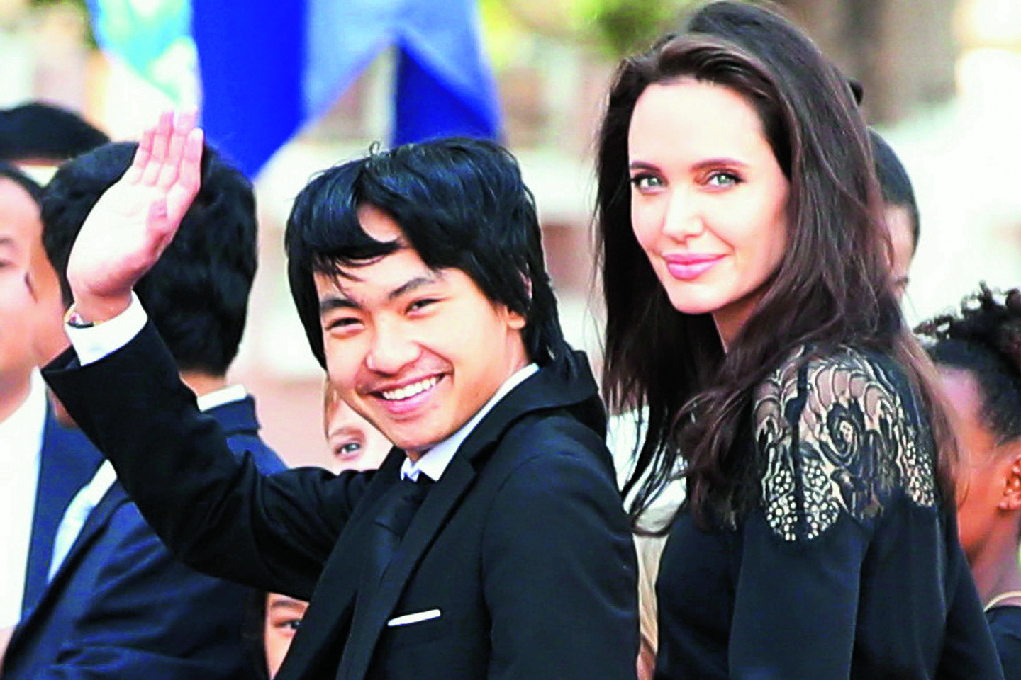 A.Jolie ir Maddoxas.