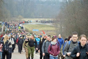 Rekordinis partizanų pagerbimo žygis girių takais – pokario karžygiams nusilenkė 2 200 žmonių