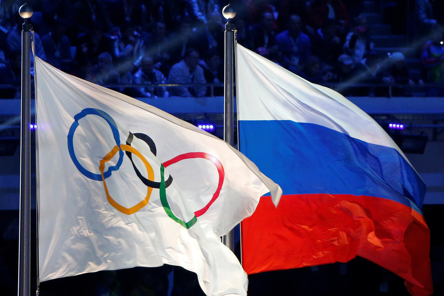 Rusija net sutiko, kad jos sportininkai parolimpiadoje startuotų ne po savo vėliava, tačiau ir to daryti jiems nebuvo leista.<br>AFP nuotr.