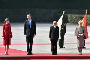 Ispanijos karalius Felipe VI susitiko su Japonijos imperatoriumi Akihito