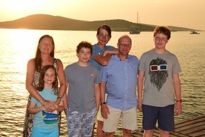 4 autizmą turintys sūnūs pranoko visus mamos ir gydytojų lūkesčius