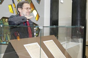 Nepriklausomybės akto faksimilė perduota eksponuoti Martyno Mažvydo bibliotekai