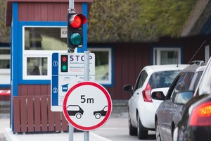 Alksnynės kelio poste nugriebta rinkliava – kontrolieriui į kišenę