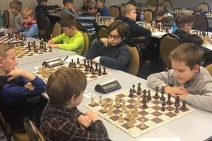 Kaune išaiškinti stipriausi Lietuvos šachmatininkai jaunučių ir jaunių grupėse