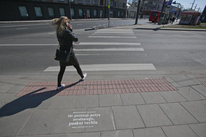 Kauniečius stebino žinutės ant žemės: kieno tai darbas?