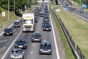 Kilus įtarimams Kelių direkcija nutrauks 8 mln. eurų vertės konkursą