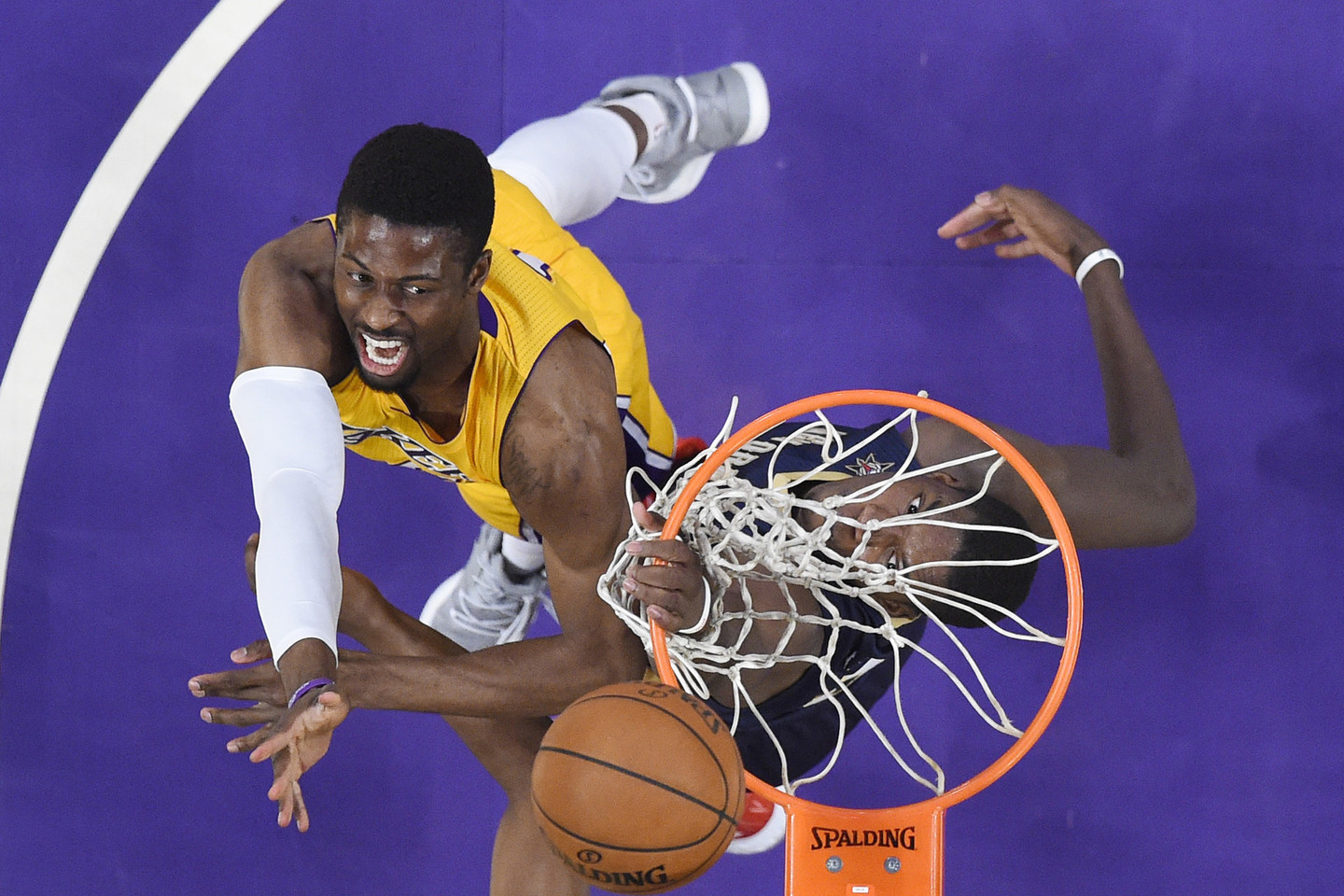 „Pelicans“ ir „Lakers“ rungtynės.<br>AP nuotr.