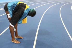 Lietuvis medikas griauna mitus: bėgti basam geriau nei su bateliais