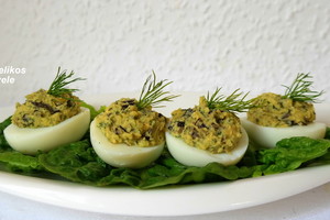 Avokadu ir grybais įdaryti kiaušiniai: gaminsiu ne tik šventėms