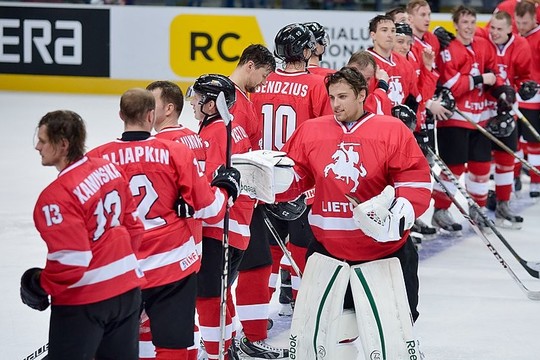 Lietuvos ledo ritulio rinktinėje – gynėjų stygius ir puolėjų konkurencija