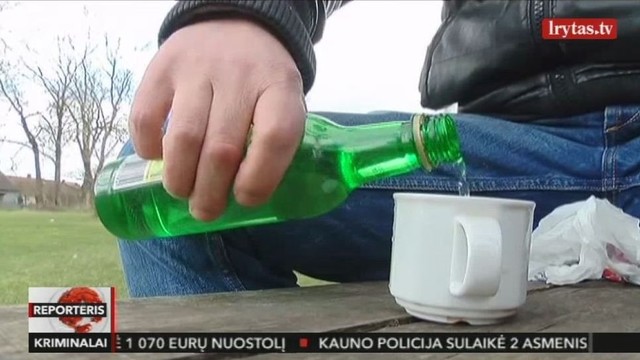 Mažinant legalių svaigalų prieinamumą - grįžta surogatai