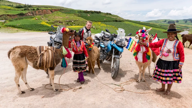 Motociklais aplink pasaulį: lankomiausia vieta Peru ir neoficialus būdas į ją patekti