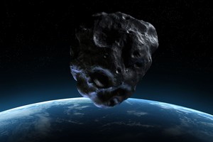 Žemę aplenkė dangoraižio dydžio asteroidas