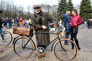 Rygoje – įspūdingas retro dviračių paradas