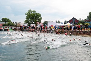 Trakų triatloną pamėgo ir sporto žvaigždės, ir mėgėjai
