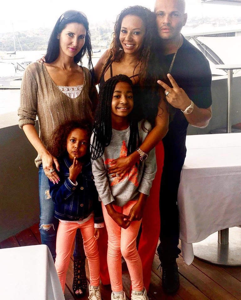 Dainininkė Melanie Brown-Mel B su vaikais.<br>„Instagram“ nuotr.