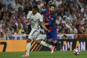 „El Clasico“: nukraujavęs Lionelis Messi išplėšė pergalę „Barcelona“ klubui