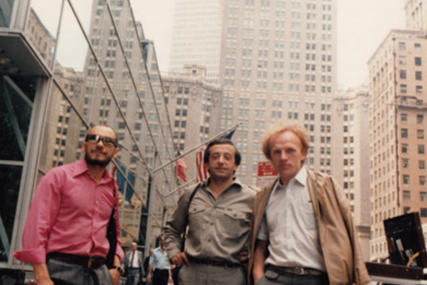 V.Čekasinas, V.Ganelinas ir V.Tarasovas 1986 m. JAV, Niujorke.<br>Nuotr. iš asmeninio archyvo