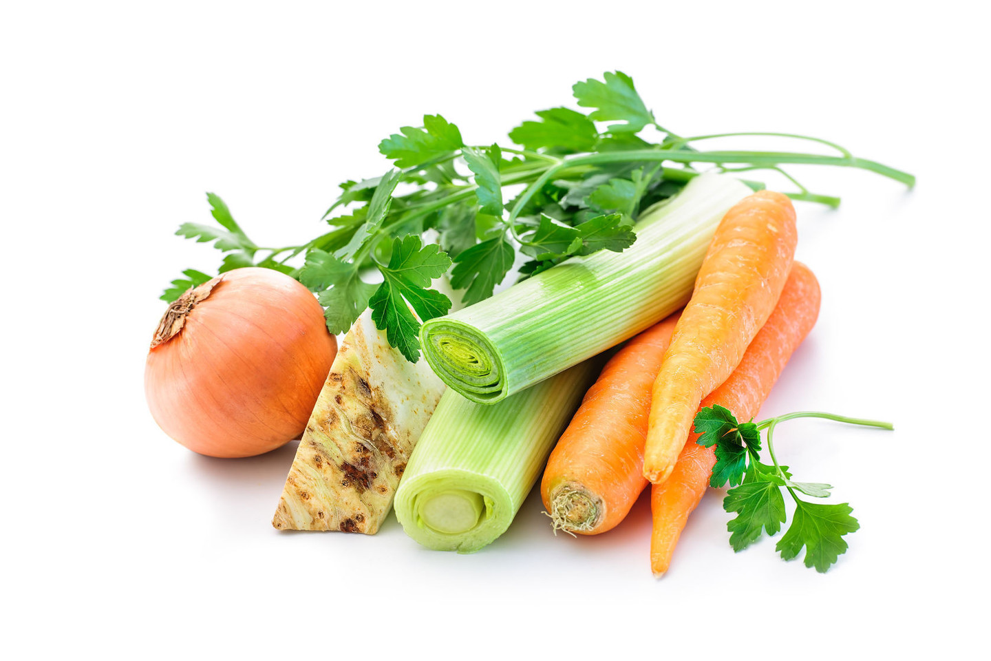 Geros sriubos neišvirsite be morkų, svogūnų, salierų ir kitų daržovių.<br>123rf nuotr.