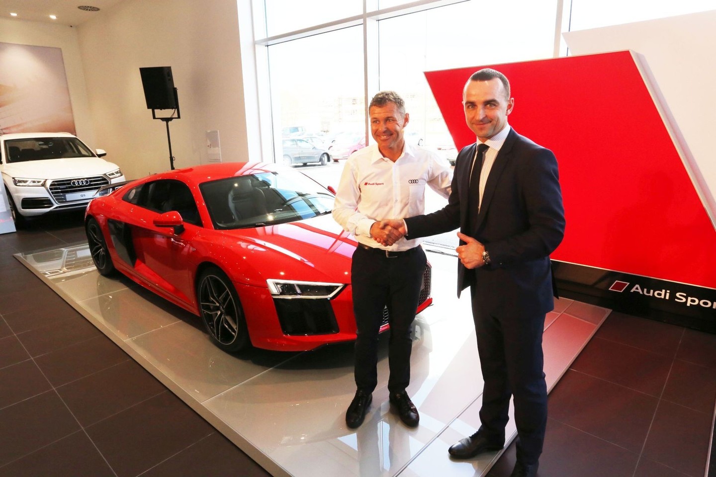 Kaune atidarytas sportinių „Audi“ modelių salonas.<br>M.Patašiaus nuotr.