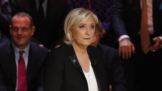 Marine Le Pen traukiasi iš partijos vadovės pareigų
