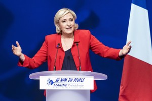 Marine Le Pen laikinai nusišalino nuo vadovavimo savo partijai
