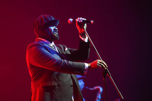 Populiariajam Gregory Porteriui Vilniuje plojo sausakimša salė gerbėjų