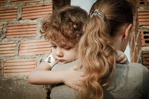 Vieniša mama nebežino, ko imtis: būti „socialine erke“ labiau apsimoka 