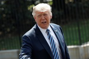 Slaptas Donaldo Trumpo pomėgis – stebėti save televizoriuje