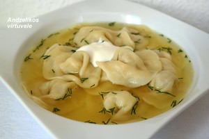 Naminiai koldūnai su kalakutiena: gardu ir lengva