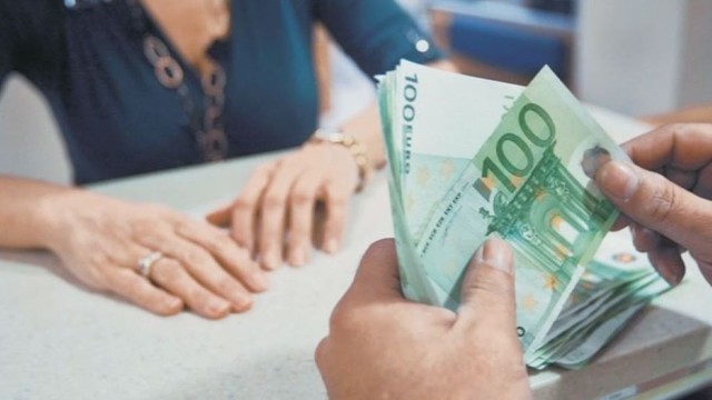 Stebinantys skaičiai: vidutiniai atlyginimai Lietuvoje viršija net 10 tūkst. eurų