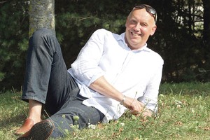 Puošeiva treneris atskleidė tiesą apie savo plaukus