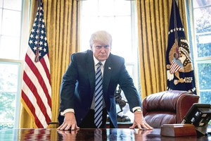 Šimtas Donaldo Trumpo dienų Baltuosiuose rūmuose: kas per jas nuveikta?