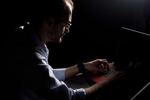 „Google“ ir „Facebook“ pripažino: lietuvis padarė 100 mln. dolerių žalą