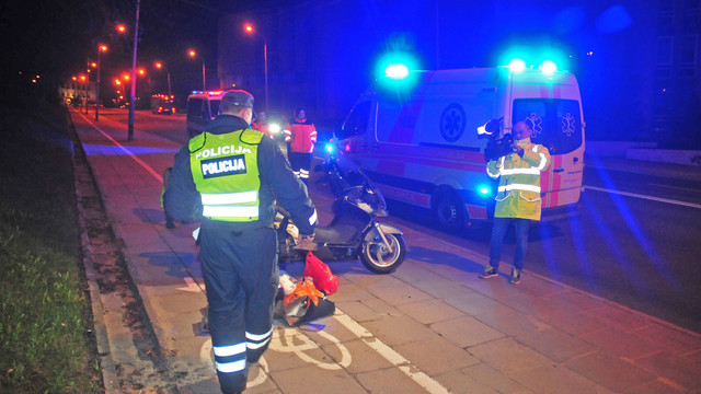 Tragedija Vilniaus centre: įsirėžęs į automobilį žuvo motociklininkas
