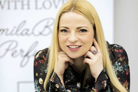 Kvepalų kūrėja atskleidė, kaip išsirinkti sau tinkantį kvapą ir kaip teisingai kvepintis 